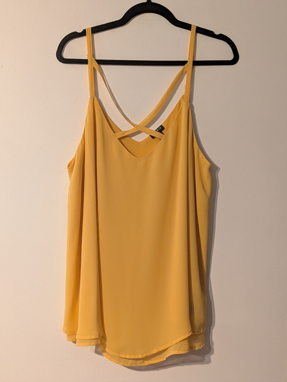 torrid Yellow Double-Strap V-Neck Camisole Tank Top Size 2 (18-20)
